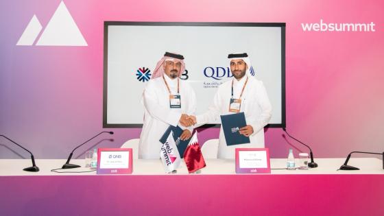 جانب من توقيع اتفاقية الشراكة