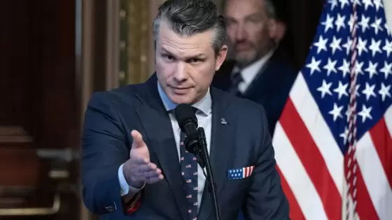 بيت هيغسيث وزير الدفاع الأمريكي