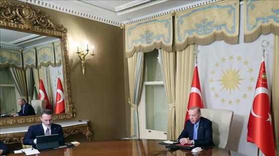 الرئيس التركي خلال الاجتماع