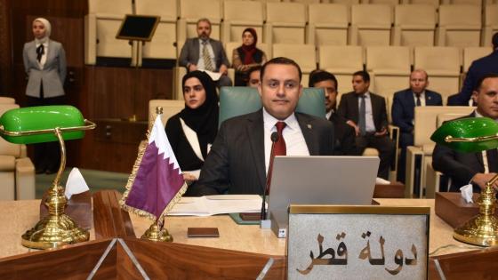 جانب من المشاركة القطرية في الاجتماع الطارئ