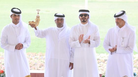 جانب من تتويج االفائزين