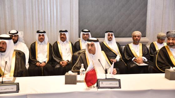 سعادة الدكتور علي بن صميخ المري وزير العمل