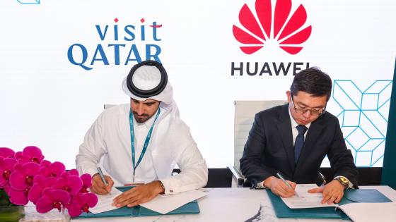 جانب من توقيع الاتفاقية