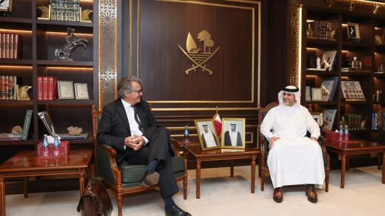 جانب من أحد الاجتماعات