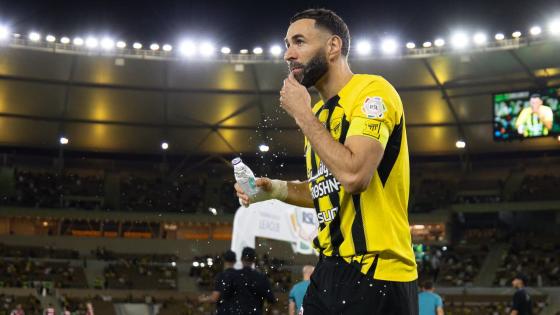 كريم بنزيما لاعب الاتحاد السعودي