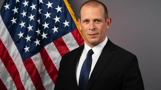 سامويل وربيرغ المتحدث الإقليم باسم الخارجية الأمريكية