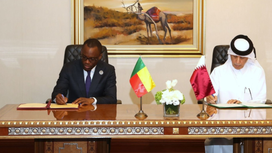 جانب من توقيع مذكرة التفاهم