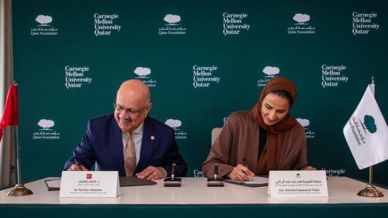 جانب من توقيع الاتفاقية