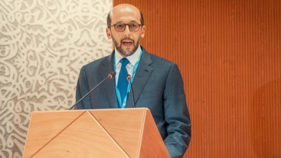 سعادة السيد منصور بن إبراهيم آل محمود وزير الصحة العامة