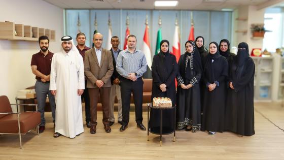 جانب من استلام الاعتماد