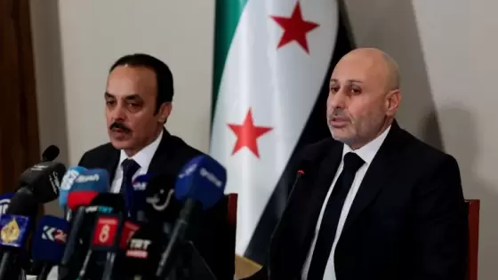 جانب من المؤتمر الصحفي للجنة التحقيق