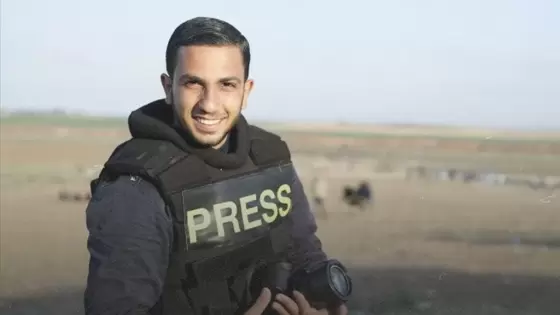 مراسل الجزيرة الشهيد أنس الشريف