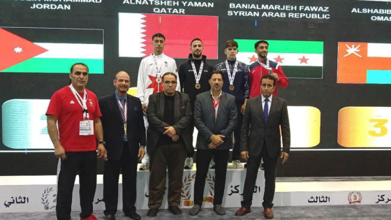 جانب من تسلم الميداليات