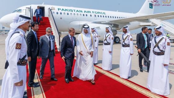 جانب من مراسم الاستقبال
