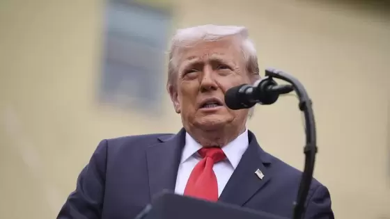 الرئيس الأمريكي دونالد ترامب