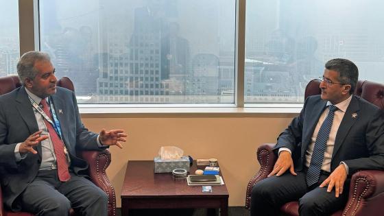 جانب من أحد الاجتماعين