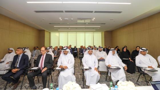 جانب من الندوة