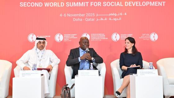 جانب من الجلسة