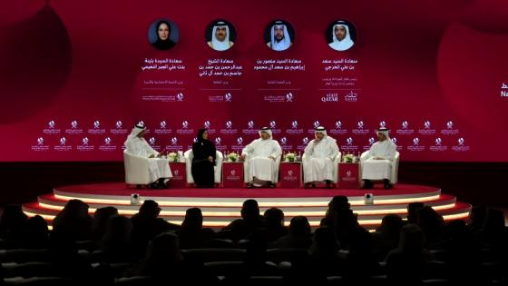 جانب من نقاشات الملتقى