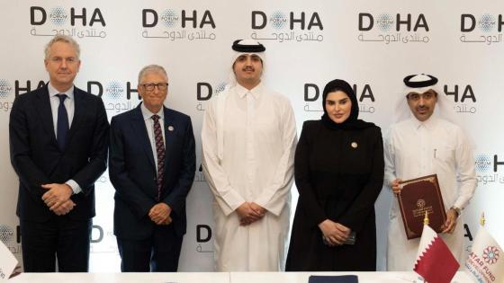 جانب من توقيع الاتفاقيات