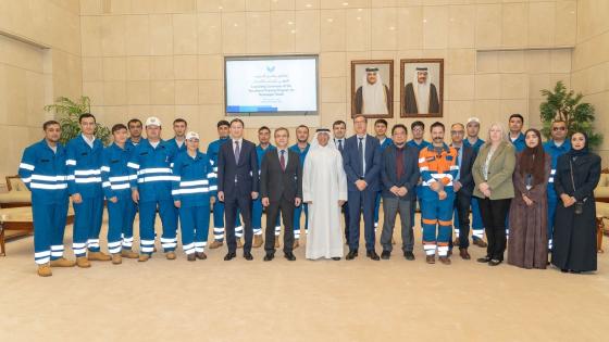 جانب من زيارة الوفد الأوزبكي