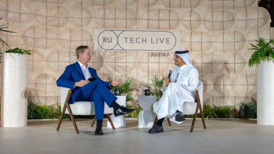 جانب من الجلسة الحوارية