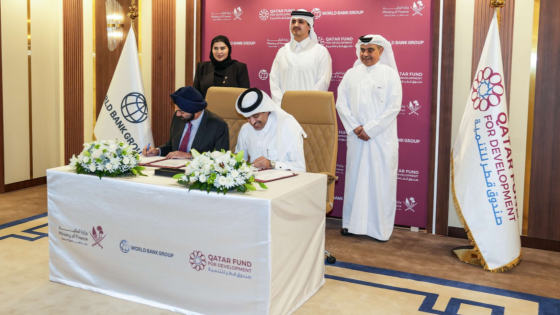 جانب من توقيع الاتفاقية