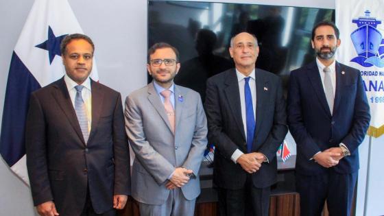 جانب من أحد الاجتماعات