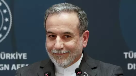 وزير الخارجية الإيرانية عباس عراقجي