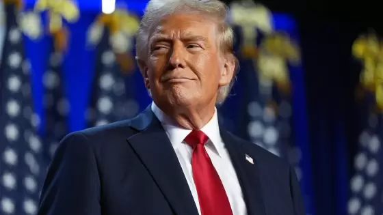 الرئيس الأمريكي دونالد ترامب