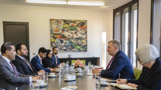 جانب من الاجتماعات