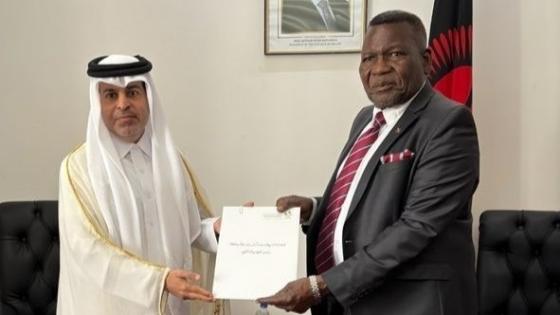 جانب من تسليم الرسالة