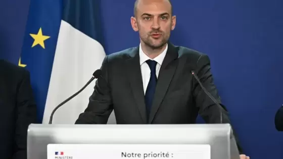 وزير الخارجية الفرنسي جان نويل بارو