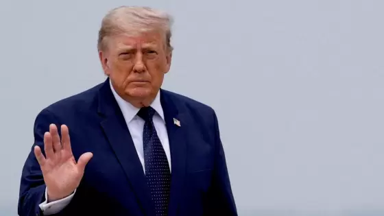 الرئيس الأمريكي دونالد ترامب