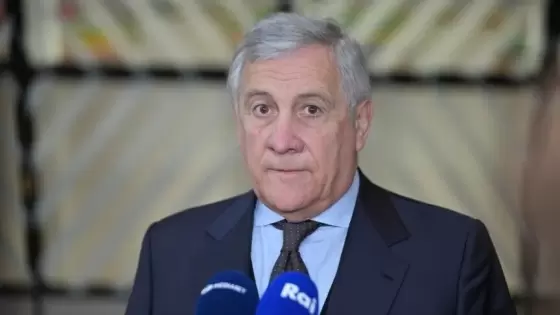 وزير الخارجية الإيطالي أنطونيو تاياني