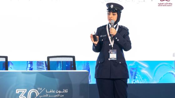 الملازم أول مهندس حصة أحمد الجاسم خلال الندوة