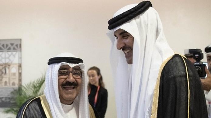 FiBZ4ktXkAEpv1t Cropped