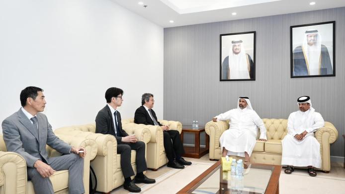 FywRM8SWwAA0Q5U.jfif