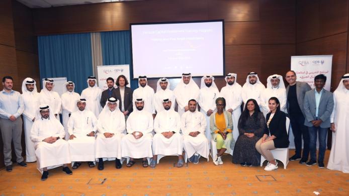 FyM_UxcX0Awm9xc.jfif