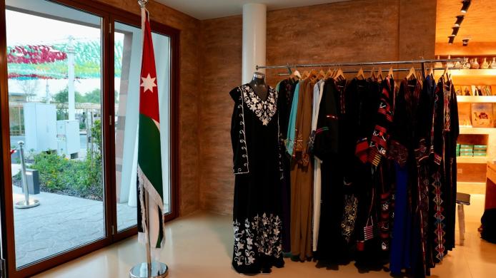 F8VE6UeWcAAIEJX.jfif