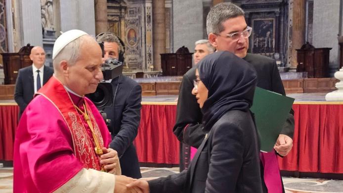 GrTsDhcXkAA0vVZ Cropped