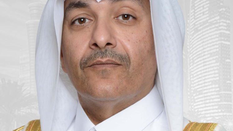 سعادة السيد يوسف بن محمد العثمان فخرو وزير التنمية الإدارية والعمل والشؤون الاجتماعية