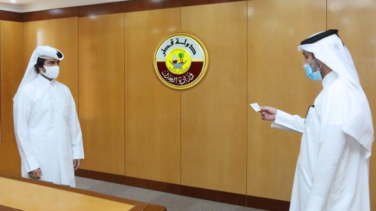 أداء اليمين القانونية أمام لجنة شؤون الوسطاء العقاريين