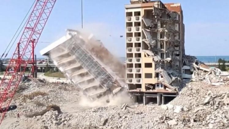 جانب من الحدث