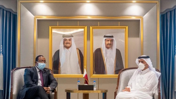 خلال الاجتماع