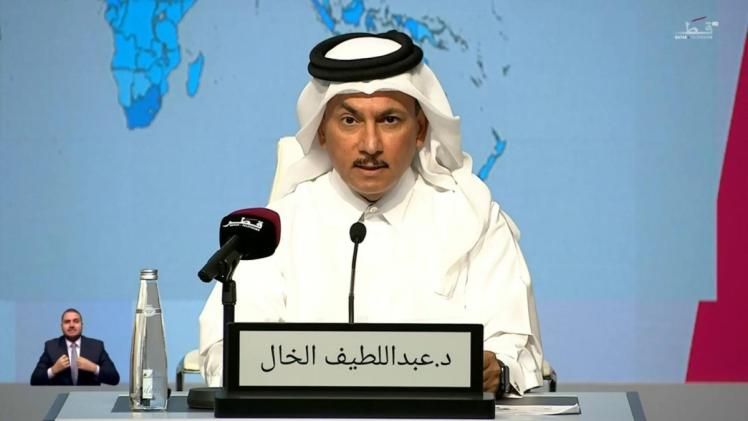 الدكتور عبداللطيف الخال رئيس المجموعة الاستراتيجية الوطنية للتصدي لفيروس كورونا