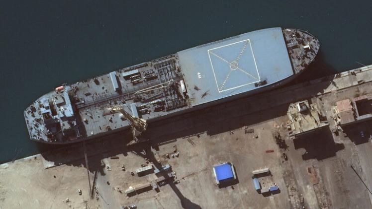 سفينة "مكران" الإيرانية