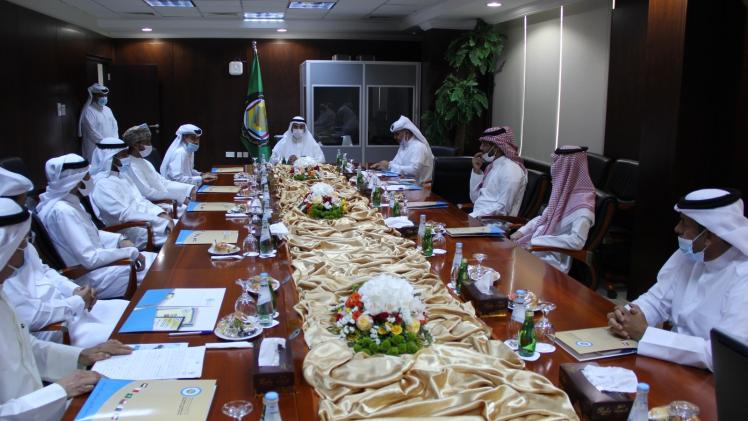 الأمين العام لمجلس التعاون لدول الخليج العربية خلال زيارته للمركز