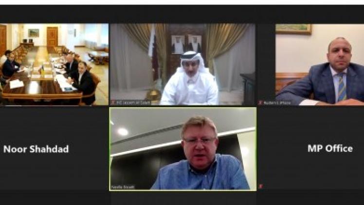 جانب من الاجتماع عبر تقنية الاتصال المرئي