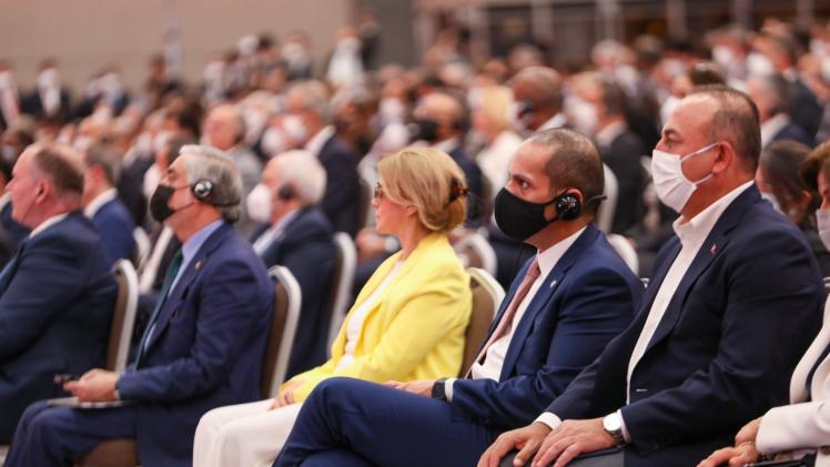 جانب من مشاركة وفد دولة قطر برئاسة وزير الخارجية في المنتدى